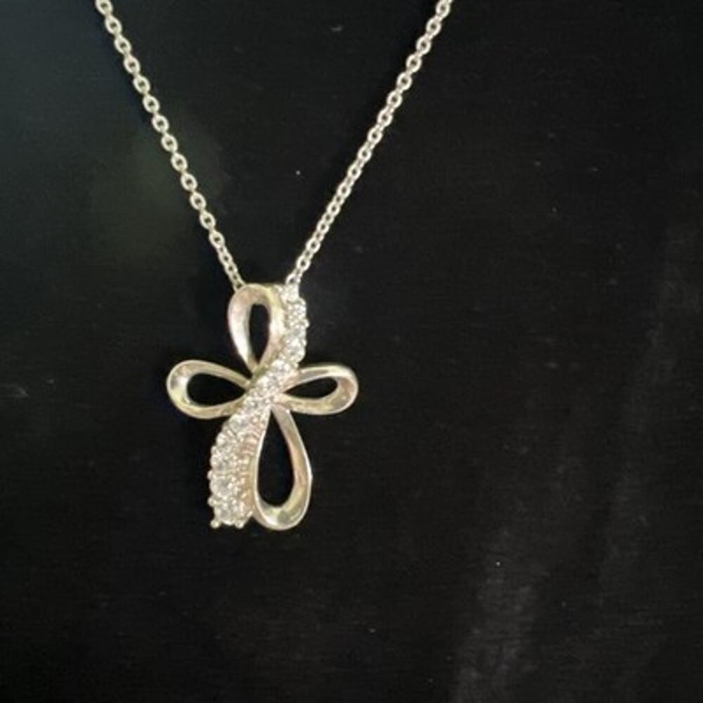 Vintage 925 Silver with Cross Pendant Necklace with stones 16 in